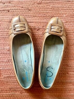 Sebago Leather Buckle Ballet Flats in Tan - Women